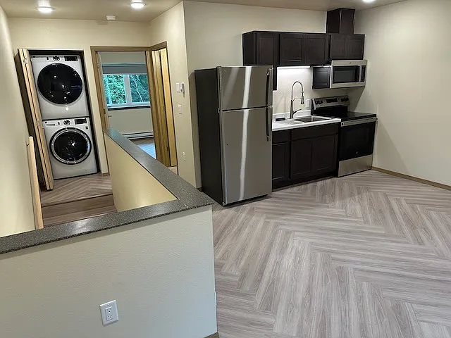 Kitchen, laundry, Living area