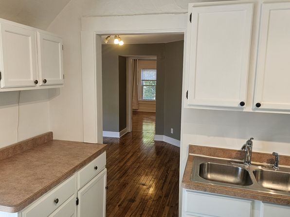 2303 Pierce St NE #1