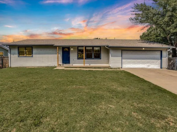 502 W Broadway Ave, Augusta, KS 67010