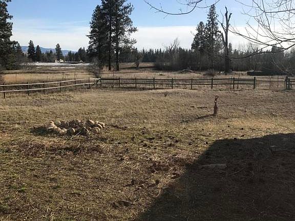 2nd image of 143 Grace Ln