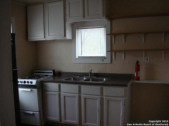 4th image of 925 W Woodlawn Ave