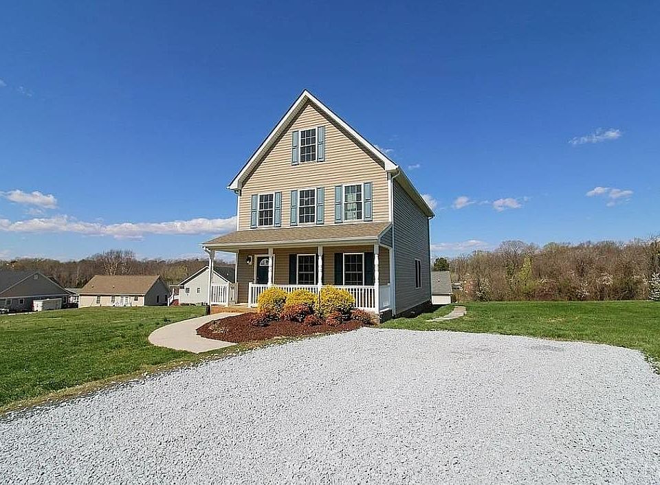 1st image of 250 Stratford Pl