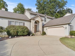 693 Timbercreek Rd, Northfield, OH 44067