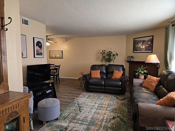 3rd image of 9885 Caspi Gardens Dr Unit 7