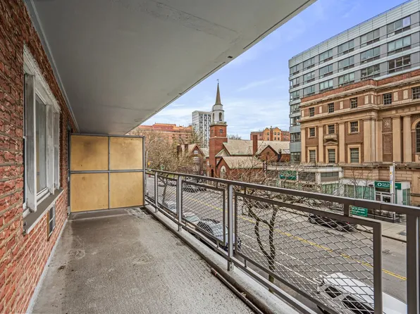 89-15 Parsons Boulevard image 14 of 18