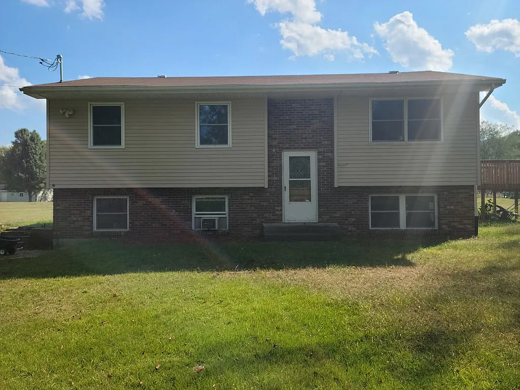 5550 Oakpoint Rd photo 1