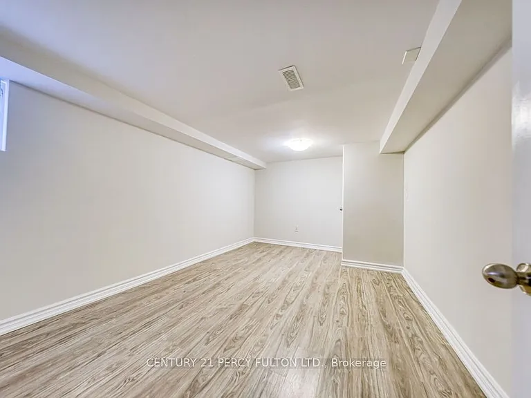 871 Liverpool Rd #LOWER — Photo 12
