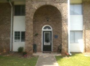 1 Lakemont Dr, Newnan, GA