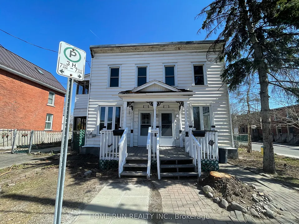 121 Concord St E