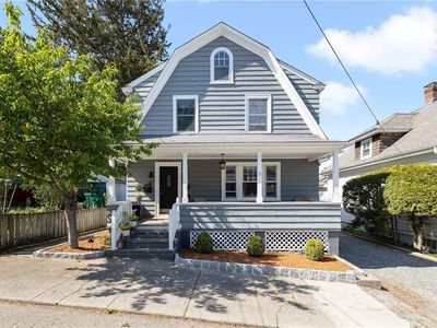 23 Lawn Ave, Warwick, RI, 02888