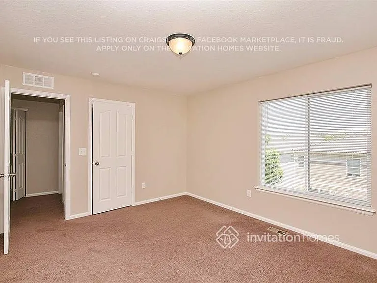 2302 Quartz St — Photo 9