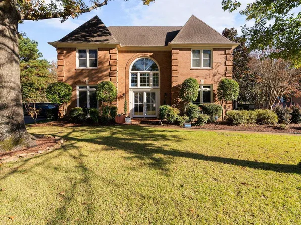 1862 River Park Dr, Germantown, TN 38139