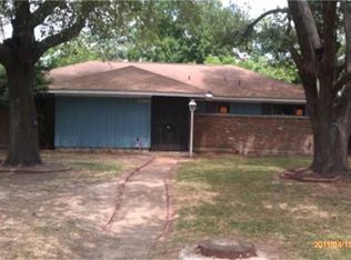 8190 Juliabora St, Houston, TX 77017