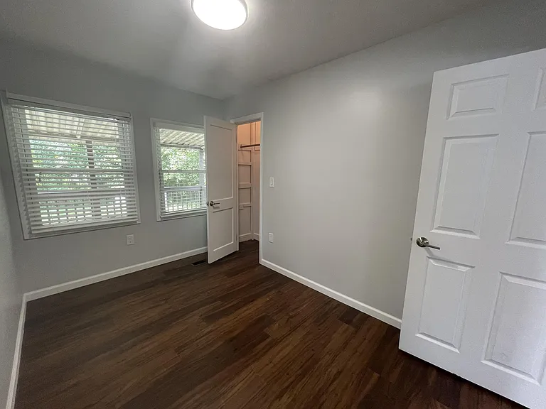 420 S Mitchell St — Photo 18