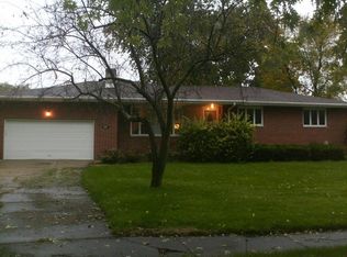 826 N Oakwood St, Griffith, IN 46319