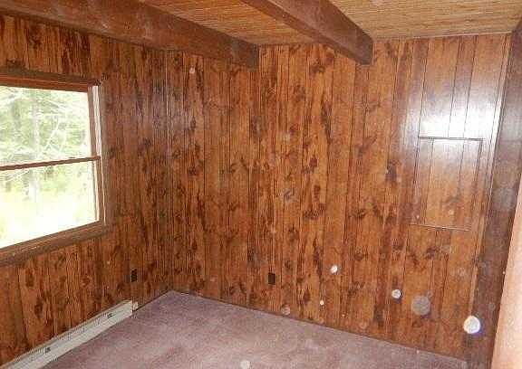bedroom1