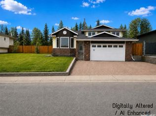 930 Sinotte Cres, La Ronge, SK S0J1L0