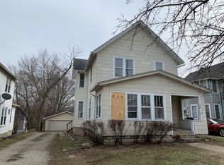 610 Darcy Ave, Joliet, IL