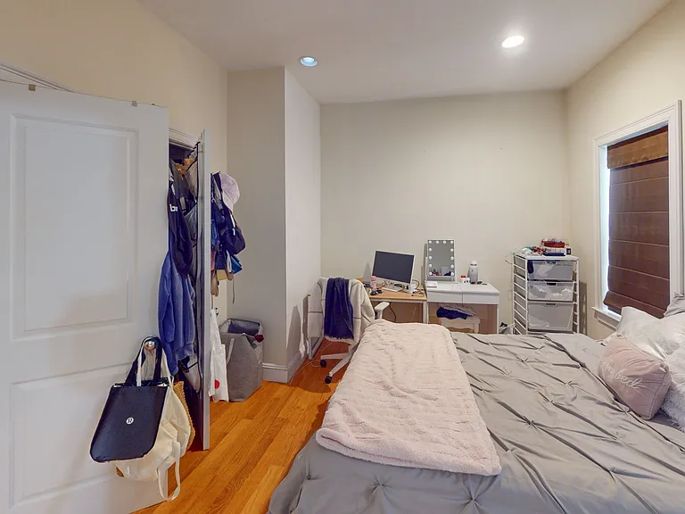 15 M St #1 — Photo 11
