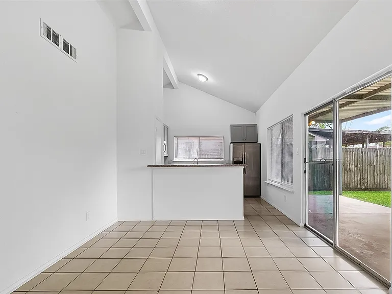 1122 Woodbridge Ave — Photo 11
