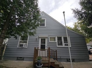 612 E Linus St, Milwaukee, WI 53207