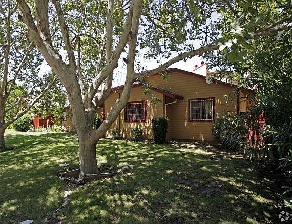 2nd image of 5421 El Camino Ave