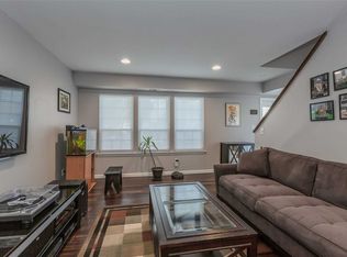 17 Whalers Cv, Babylon, NY 11702