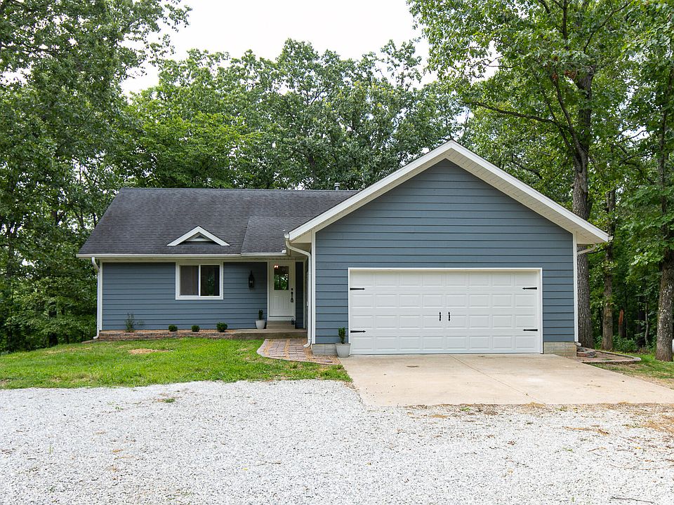 1st image of 390 Dogwood Ridge