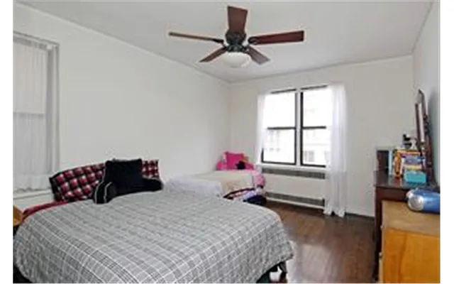 Sold by Douglas Elliman | media 8