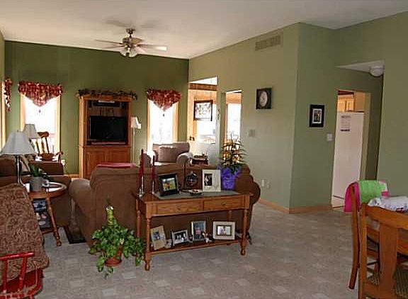 2nd image of 1150 County Road 7