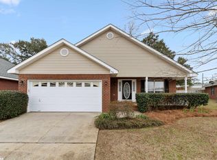 208 Spring Lake Dr, Fairhope, AL 36532