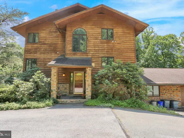163 Golf Ridge Rd, Reinholds, PA 17569