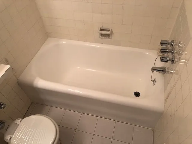 150 E 39th St #305 — Photo 15