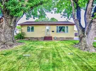 1224 N Penn St, Aberdeen, SD 57401