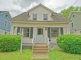 1071 Keyes Ave, Schenectady, NY 12309