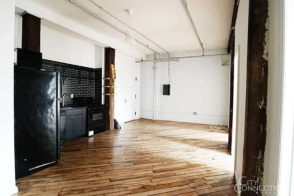 Rented by City Connections Realty | media 17