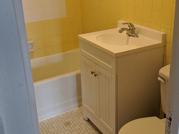 2nd image of 508 Broadway St #A