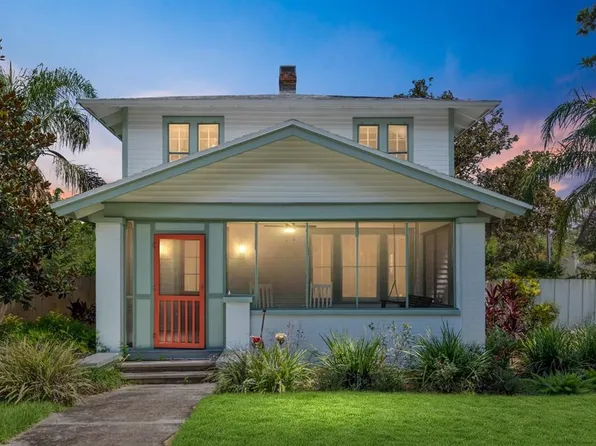 704 NE 4th St, Gainesville, FL 32601