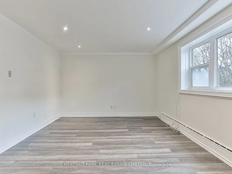 76 Walmsley Blvd #1 — Photo 15