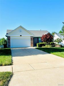 1040 Schumacher Rd, Fenton, MO, 63026