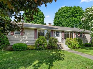 20 Eliot Rd, Bedford, MA 01730