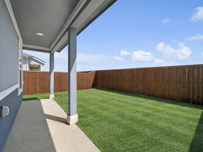 Ext Backyard C1