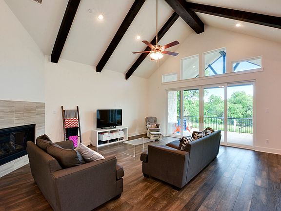 2nd image of 4017 Anderson Bluff Dr