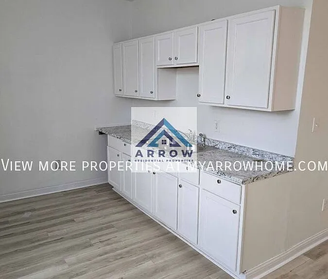 4307 Hays Ave — Photo 5