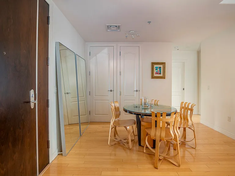 550 Front St #907 — Photo 17