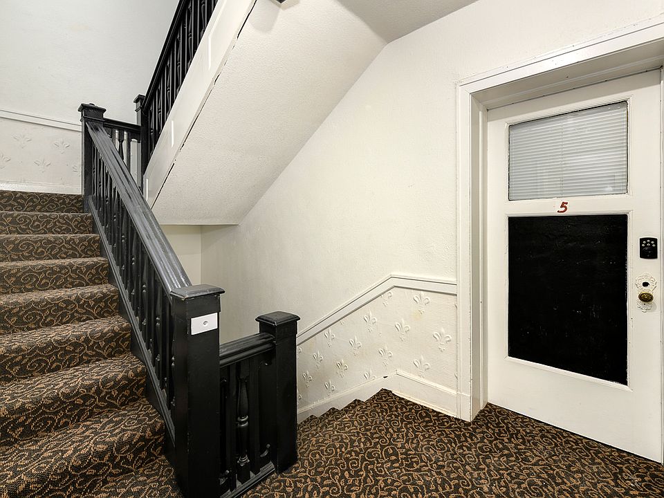 1st image of 500 Gladstone Blvd APT 5