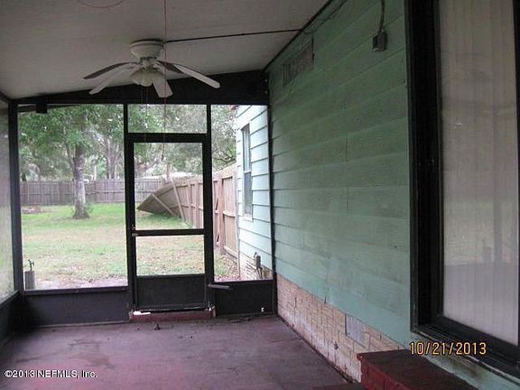 2nd image of 13711 NE 180th St