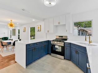 2125 Cardinal Ln, Fort Worth, TX 76111