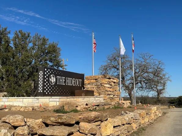 380 Feather Bay Dr, Brownwood, TX 76801