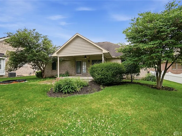 75 Myers Farm Ct — Photo 25